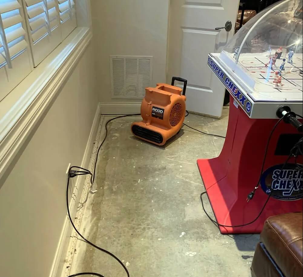 water damage cleaning in Chicago